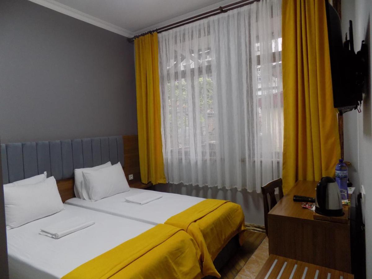 Palm Hotel Batumi Exterior photo