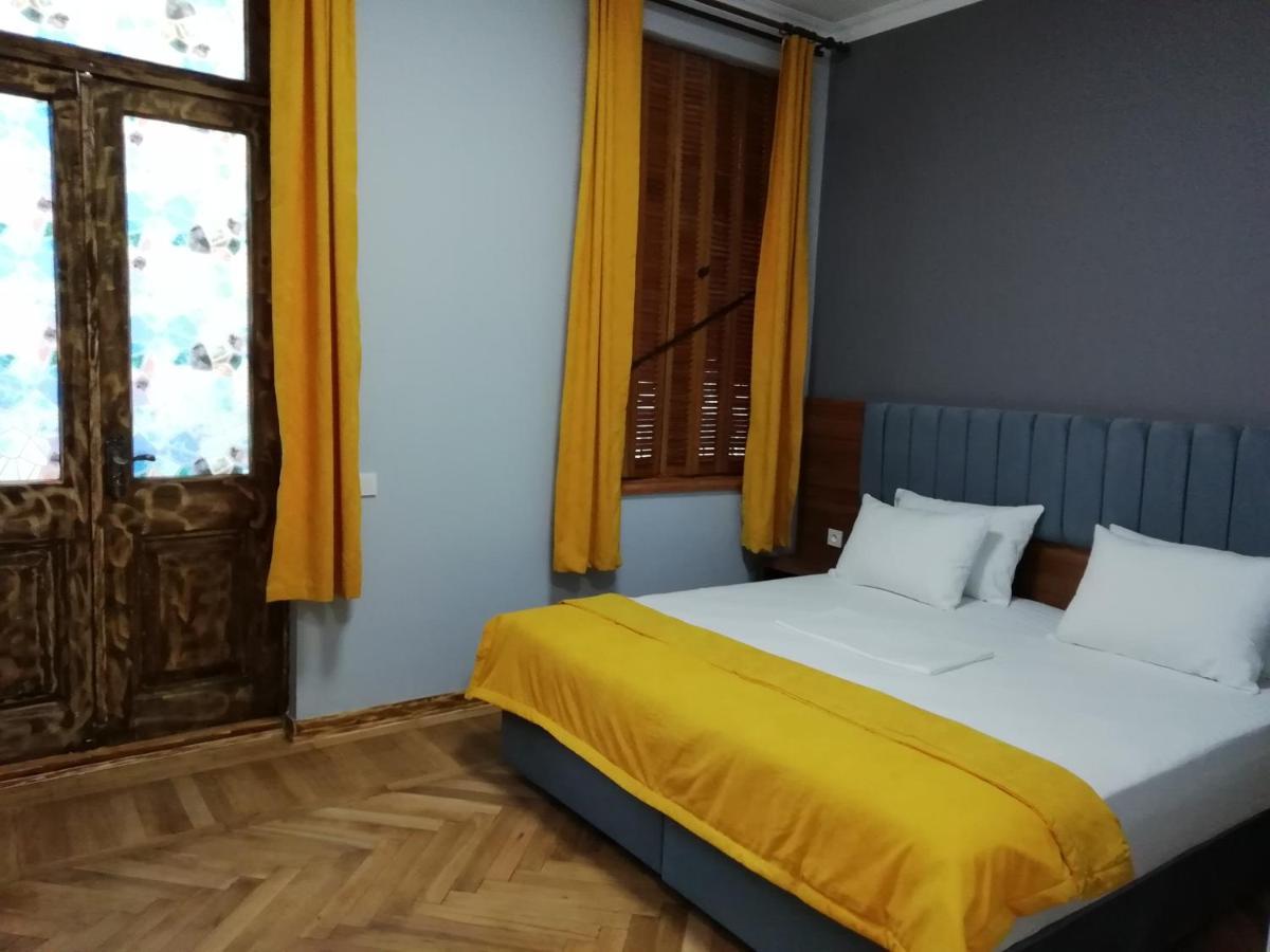Palm Hotel Batumi Exterior photo